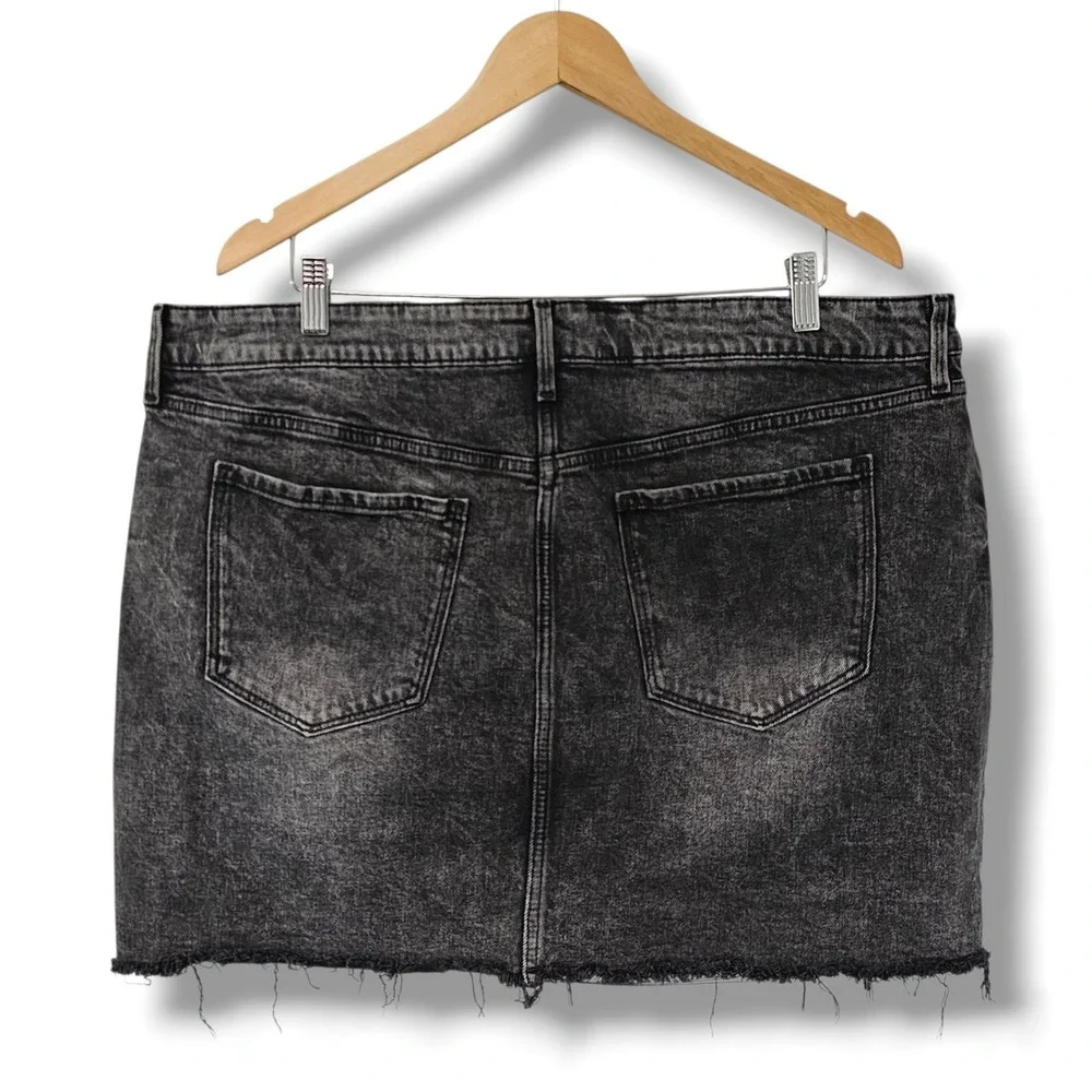 Old‎ Navy Denim Skirt 18 Black Acid Wash Mini Raw Hem Stretch Grunge Indie Y2K